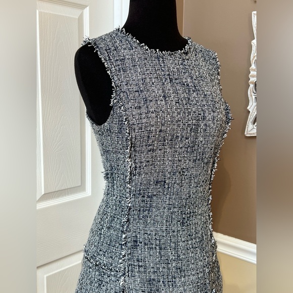 ⭐️ Banana Republic Tweed Fit and Flare Dress Size 4 - Picture 8 of 16